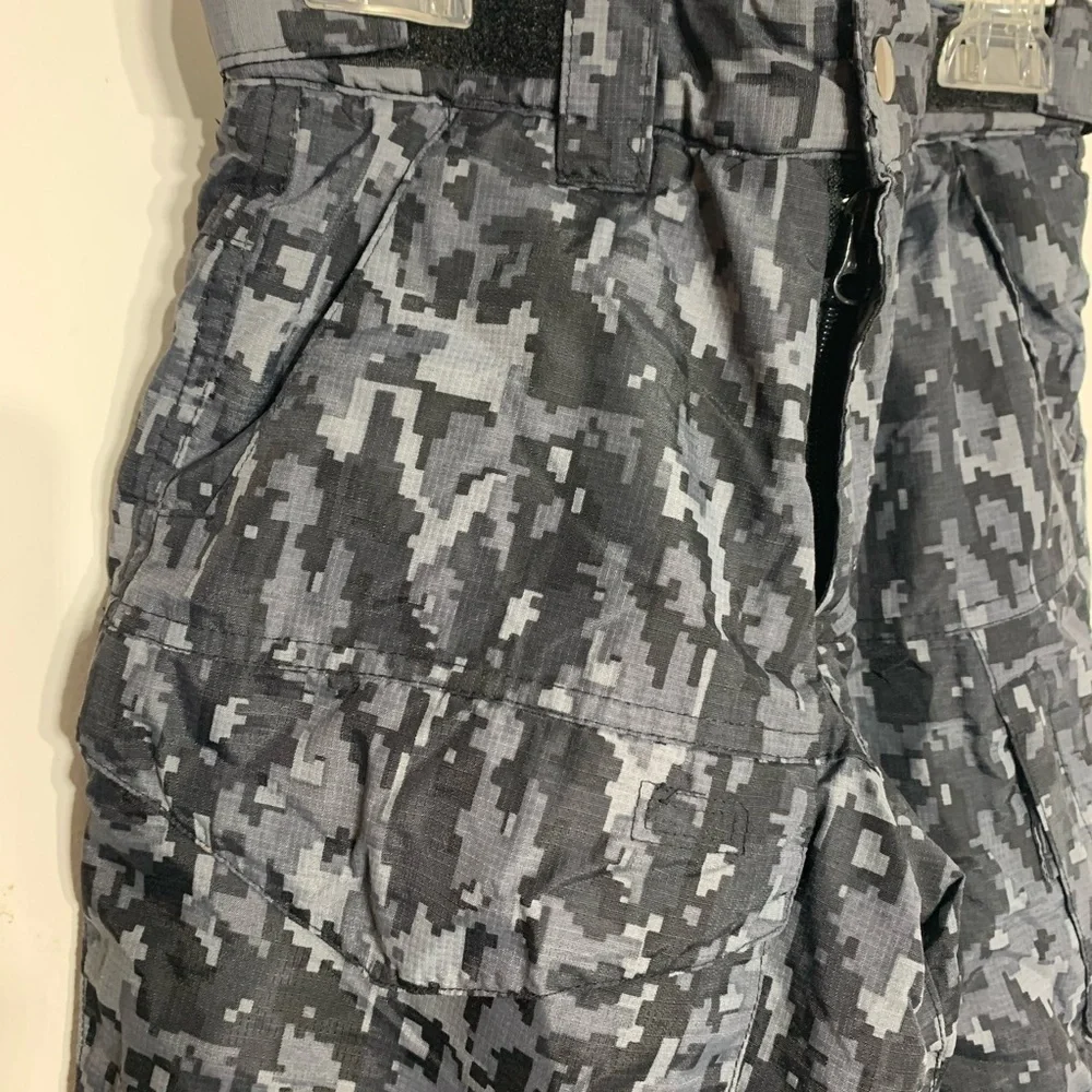 Cherokee digital camo print gray snow pant kids xs winter sports outerwear